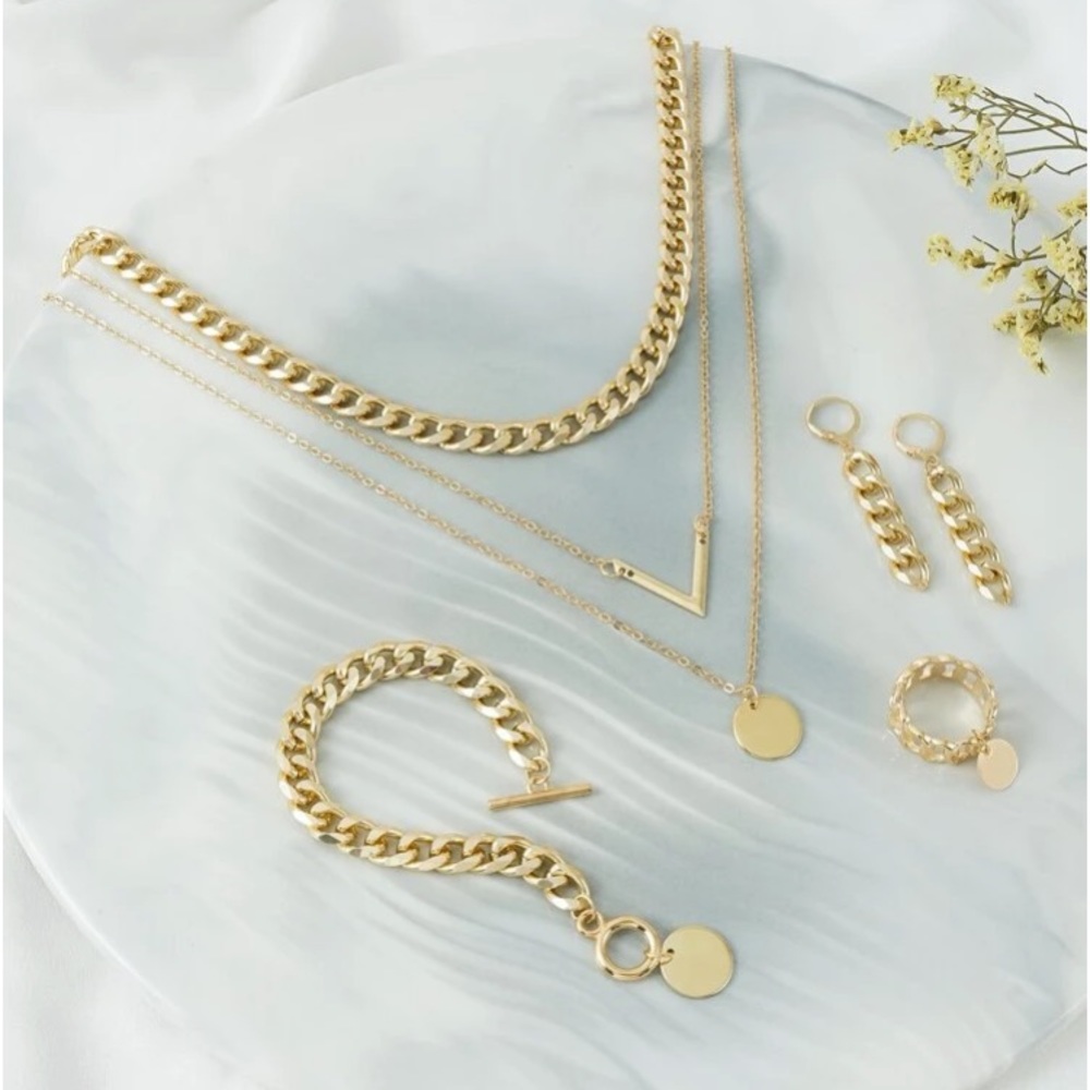 Gold Chunky 'Carrie' Chain Link Layering Set-Necklace, Earrings, Ring, B… - Picture 2 of 6